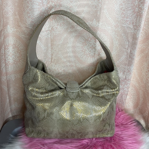 Dooney & Bourke Belvedere Gold Shoulder Bag - Picture 4 of 12